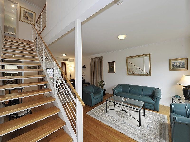 14 Middleton Loop, Meadow Springs WA 6210