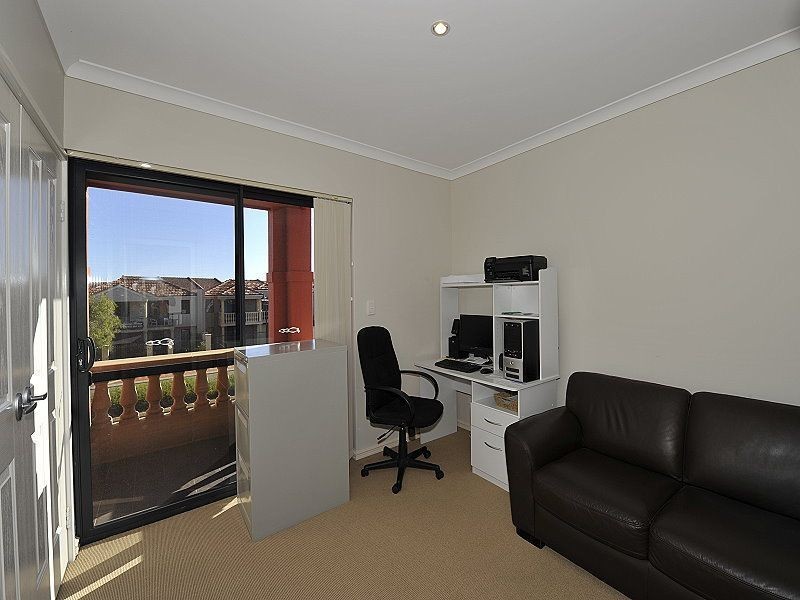 44 Westview Parade, Wannanup WA 6210