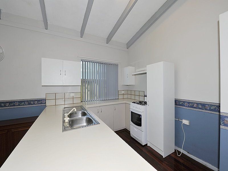 9 Dorothy Avenue, Falcon WA 6210