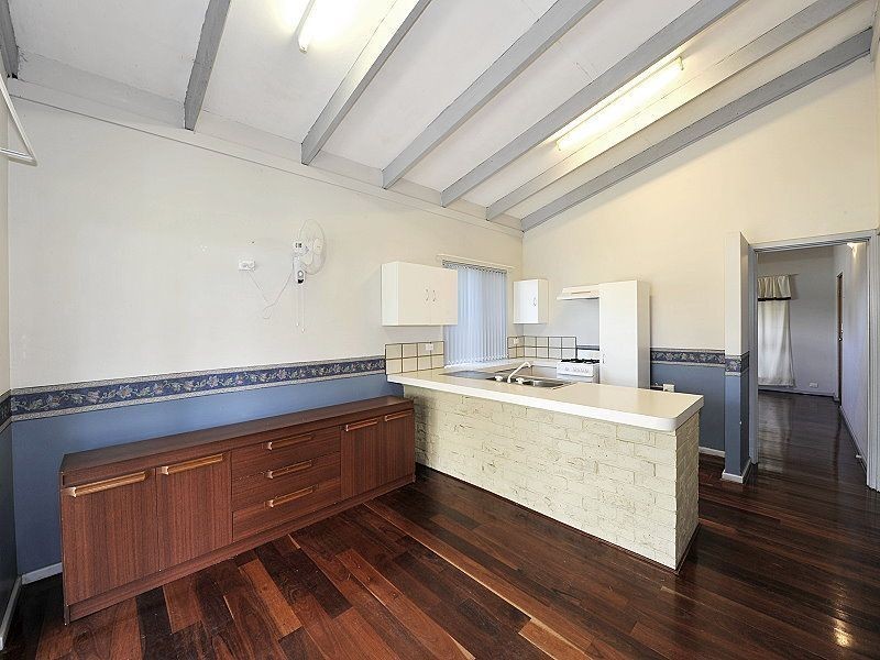 9 Dorothy Avenue, Falcon WA 6210