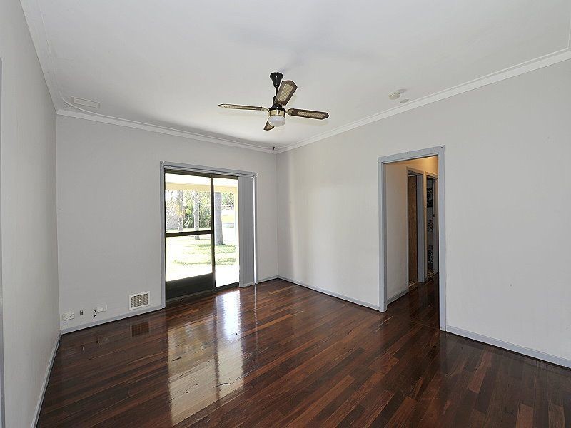 9 Dorothy Avenue, Falcon WA 6210