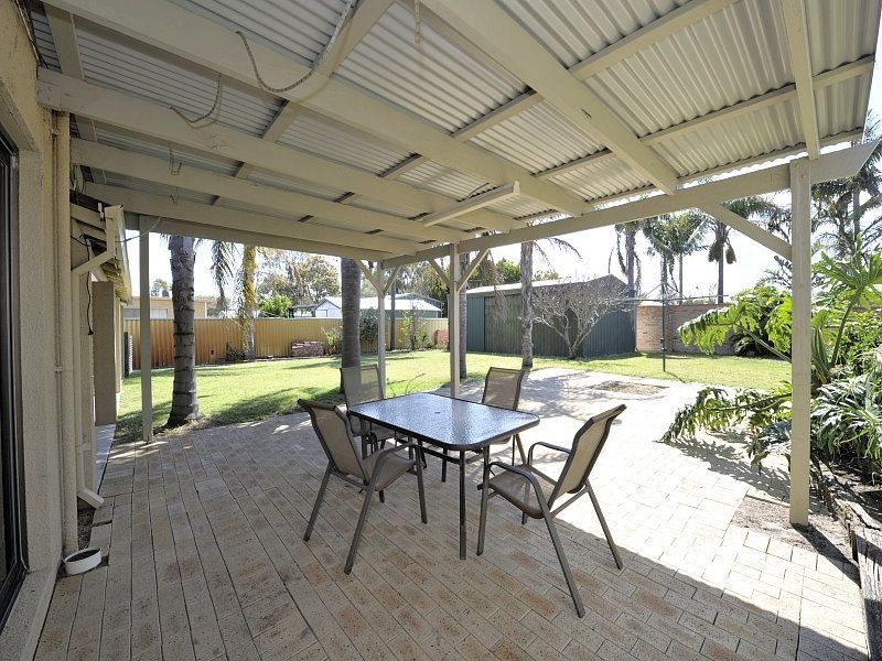 9 Dorothy Avenue, Falcon WA 6210