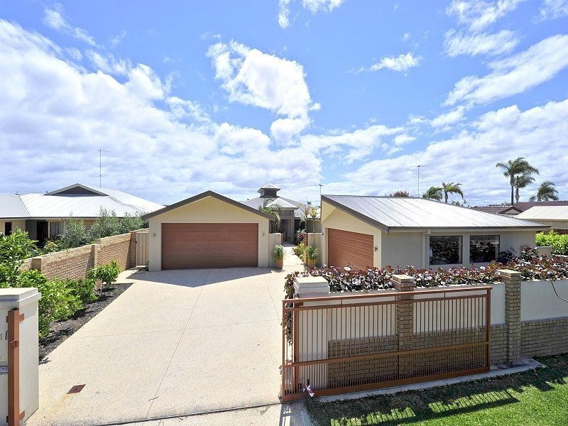 31 Waterside Drive, Dudley Park WA 6210