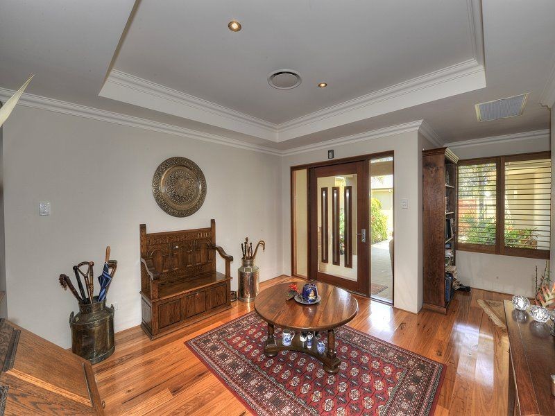 31 Waterside Drive, Dudley Park WA 6210