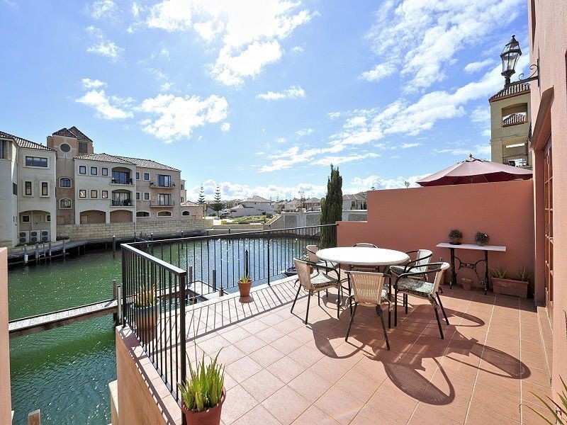 16/18 Port Quays, Wannanup WA 6210