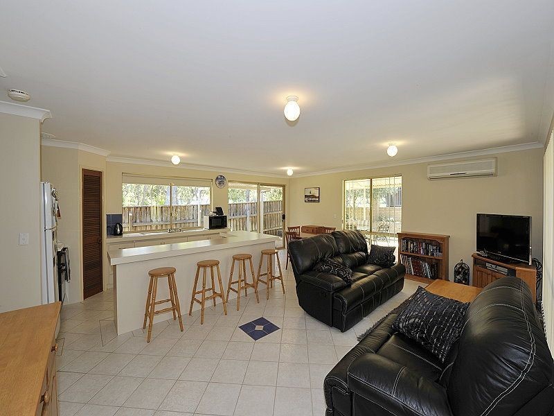 6/7 Karara Close, Halls Head WA 6210