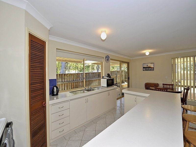 6/7 Karara Close, Halls Head WA 6210