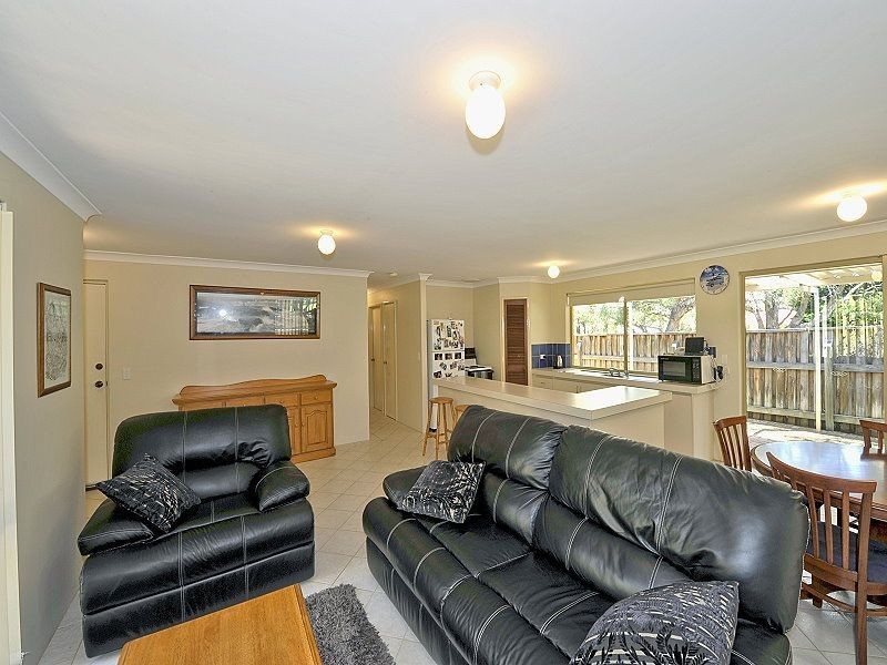 6/7 Karara Close, Halls Head WA 6210