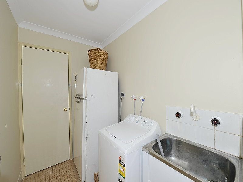 6/7 Karara Close, Halls Head WA 6210