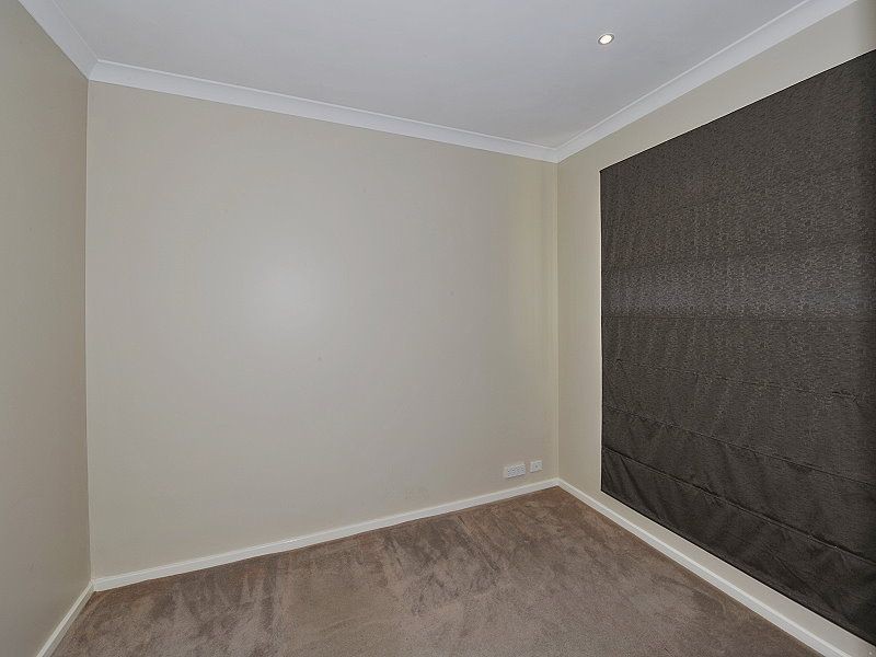 7 Guilderton Close, Erskine WA 6210