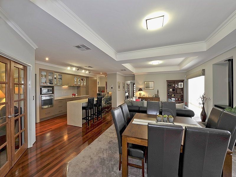 10 Harlequin Close, Golden Bay WA 6174