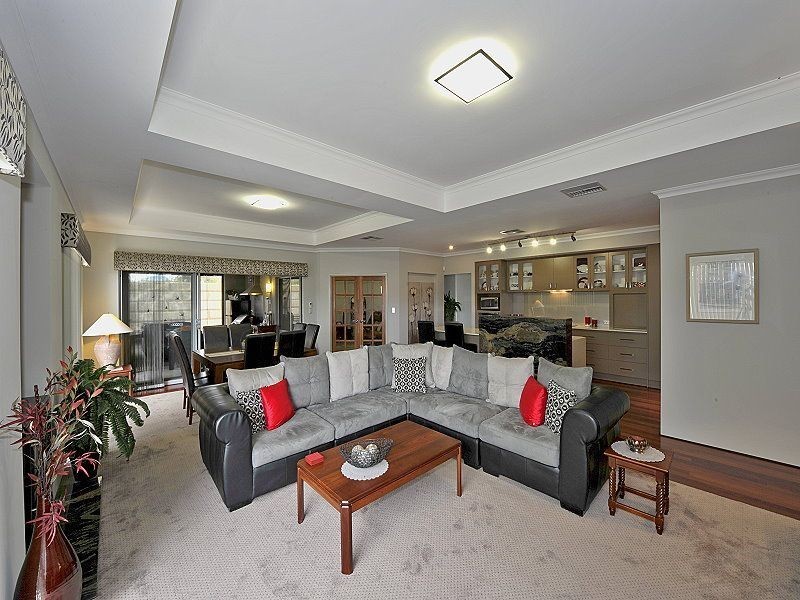 10 Harlequin Close, Golden Bay WA 6174