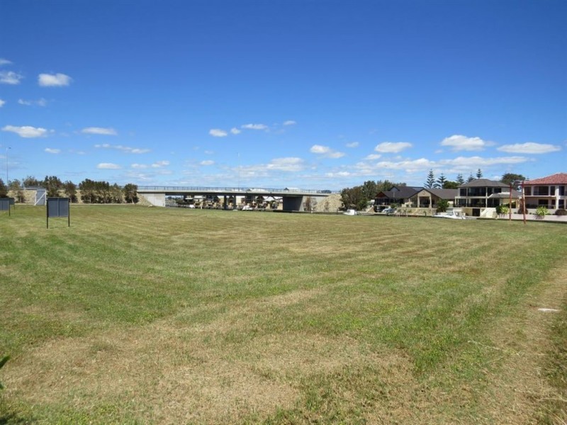 Lot 1/5 Apollo Drive, Halls Head WA 6210