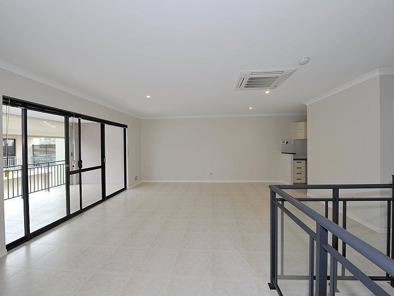 11/28 Davey Street, Mandurah WA 6210