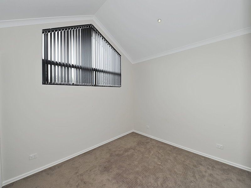 11/28 Davey Street, Mandurah WA 6210
