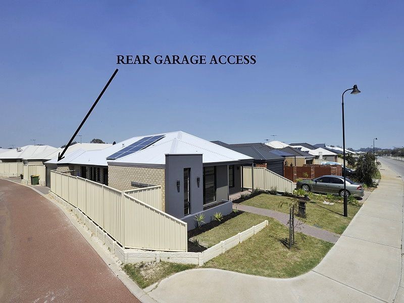 82 Badgerup Avenue, Lakelands WA 6180