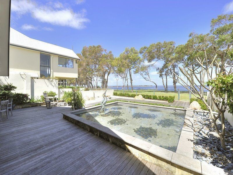 19 Chimneys Retreat, Erskine WA 6210