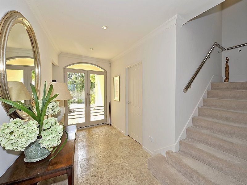 19 Chimneys Retreat, Erskine WA 6210