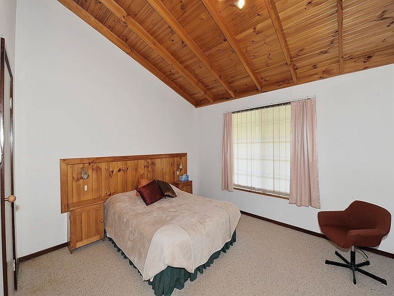 28 Scrivener Place, Halls Head WA 6210