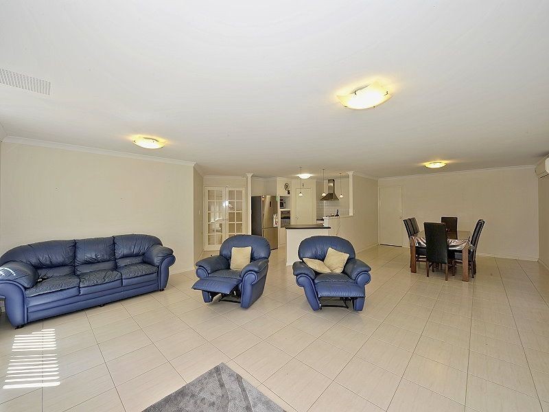 22 Hokitika Drive, Dudley Park WA 6210