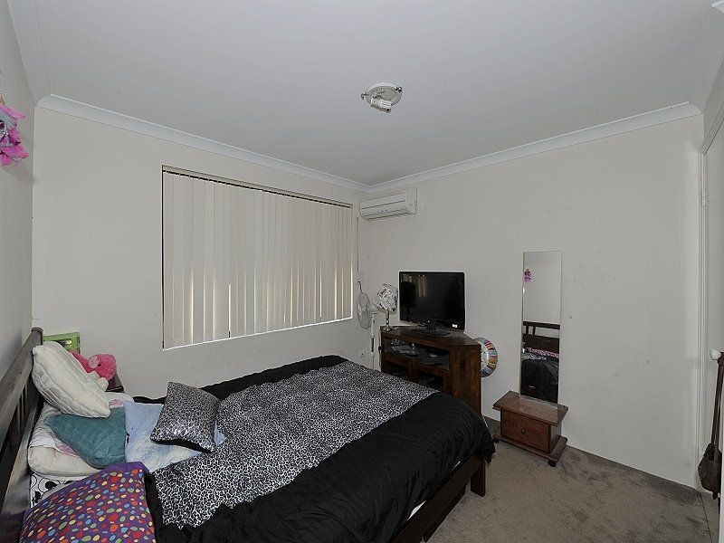 22 Hokitika Drive, Dudley Park WA 6210