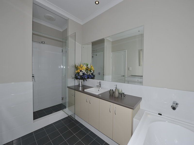 43 Sandpiper Island Retreat, Wannanup WA 6210
