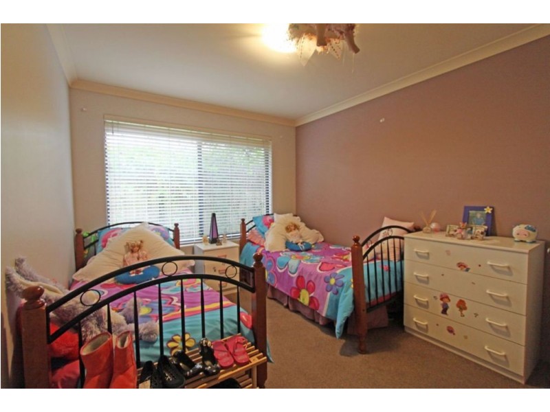 27 Hudson Drive, Dudley Park WA 6210