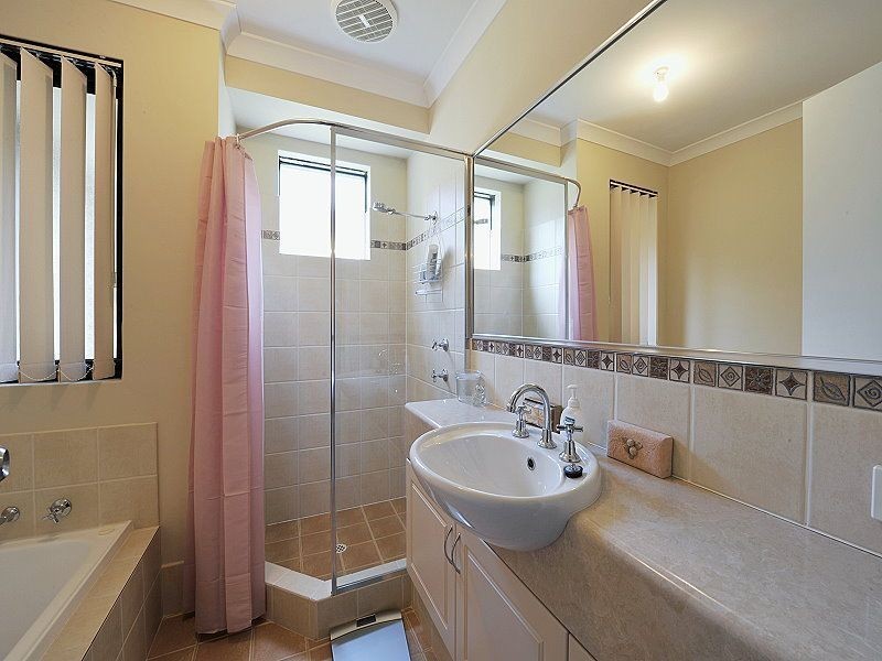 21 Bennett Brook Circle, Greenfields WA 6210