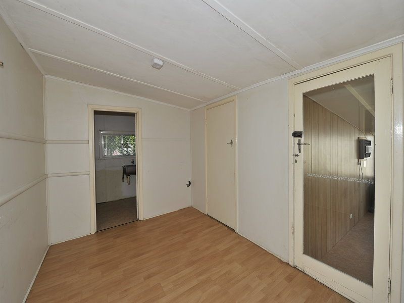 8 Glauert Road, Coodanup WA 6210