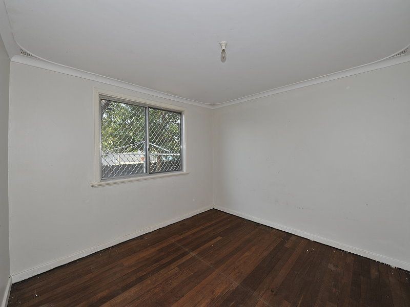 8 Glauert Road, Coodanup WA 6210