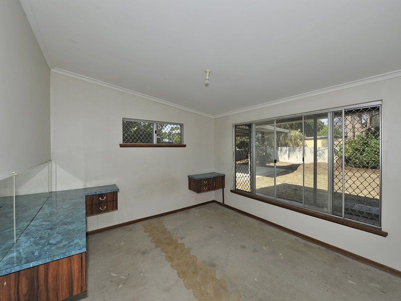 8 Glauert Road, Coodanup WA 6210