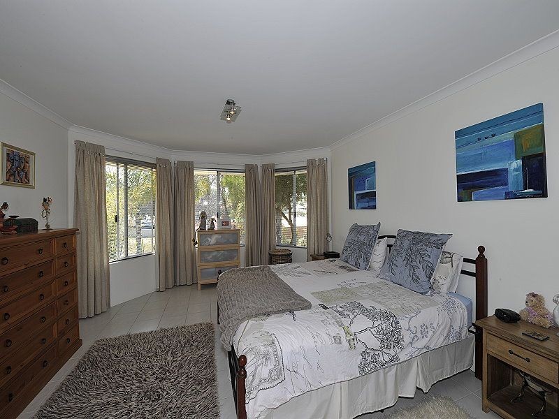 10 Wearne Place, Dawesville WA 6211