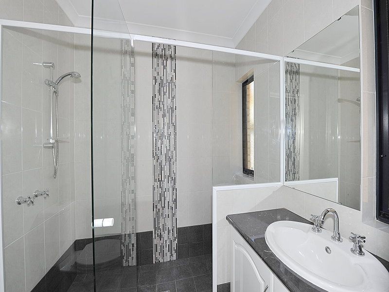 60 Aztec Island Retreat, Halls Head WA 6210