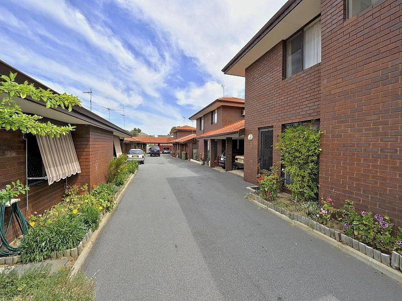 7/17 Creery Street, Dudley Park WA 6210