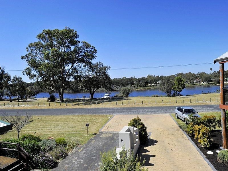 4/21 Bertram Street, Coodanup WA 6210