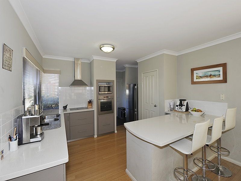 4/21 Bertram Street, Coodanup WA 6210