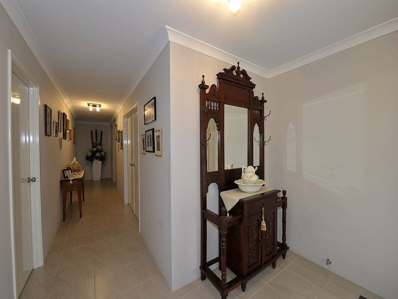 42 Eldorado Loop, Meadow Springs WA 6210