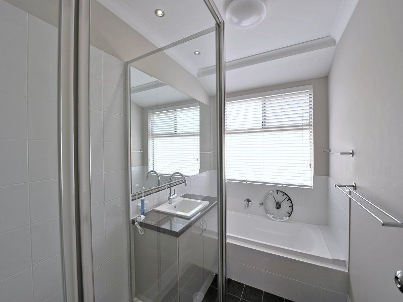 42 Eldorado Loop, Meadow Springs WA 6210