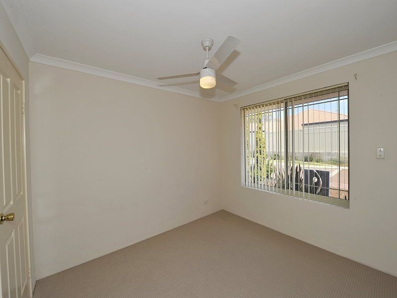 22 Evella Cove, Lakelands WA 6180