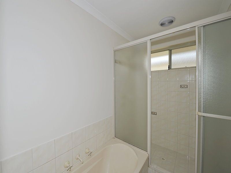 22 Evella Cove, Lakelands WA 6180