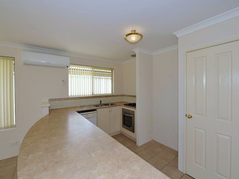 22 Evella Cove, Lakelands WA 6180