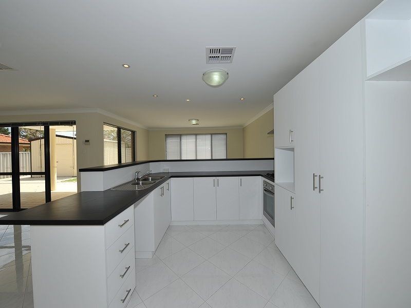 165 Secret Harbour Blvd, Secret Harbour WA 6173