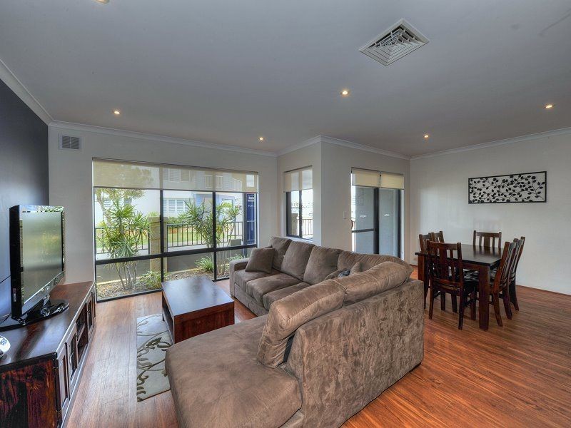 3/1 Bowsprit Way, Mandurah WA 6210