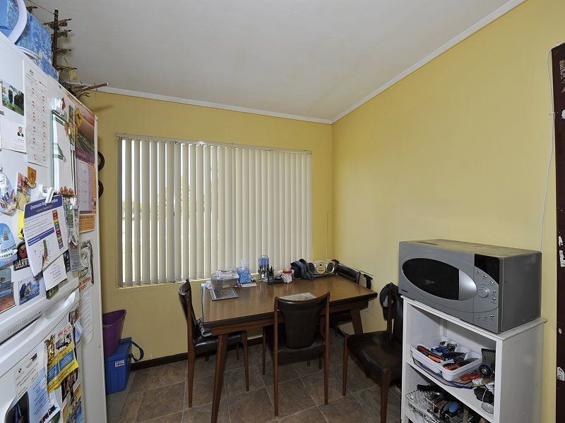 6 Doongin Place, Greenfields WA 6210