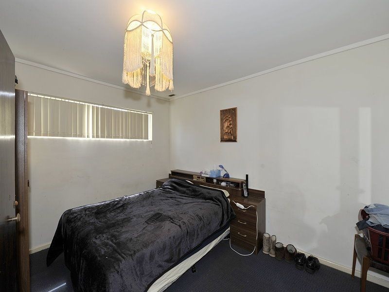 6 Doongin Place, Greenfields WA 6210