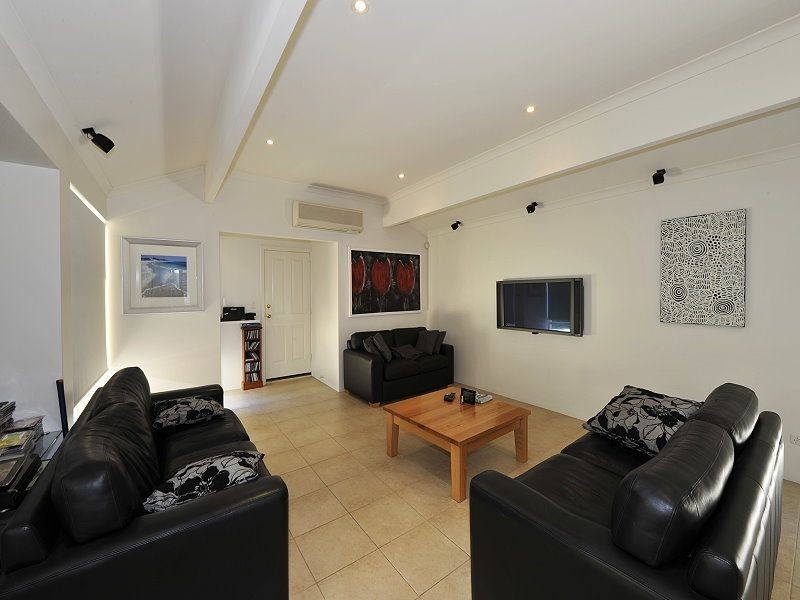 11 Harbour Retreat, Erskine WA 6210