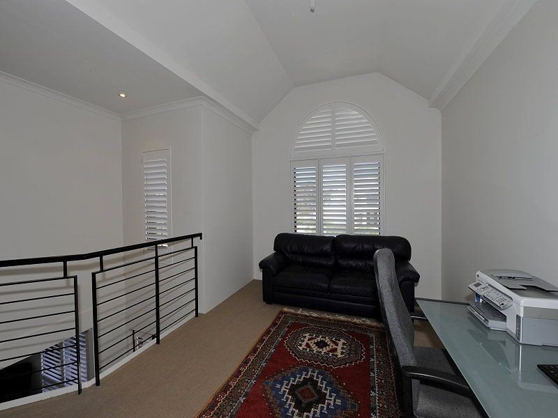 11 Harbour Retreat, Erskine WA 6210