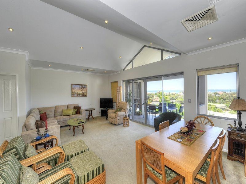 14/6 Valley Road, Halls Head WA 6210