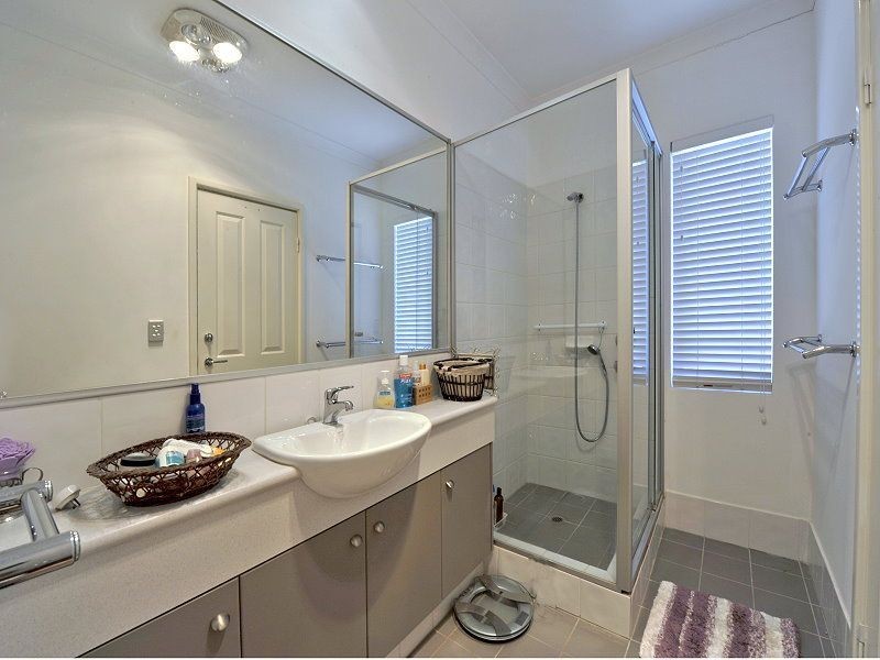 14/6 Valley Road, Halls Head WA 6210