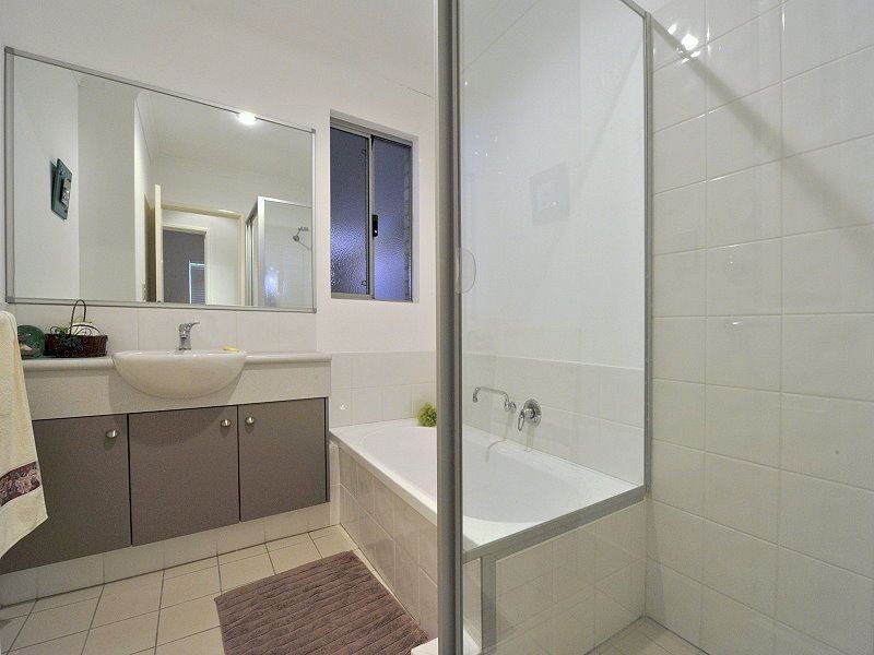 14/6 Valley Road, Halls Head WA 6210